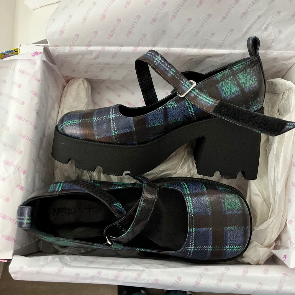 Heavn by Marc Jacobs X Nodalet Mary Janes